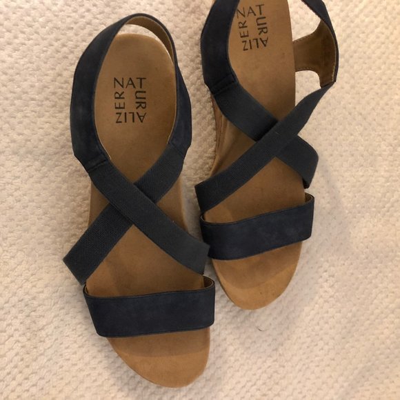 Blue Naturalizer Sandals - Picture 3 of 4